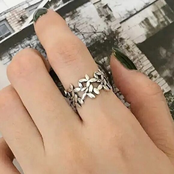Boho Silver Tone Open Design Flowers Adjustable Band Ring #1305 - Picture 5 of 10
